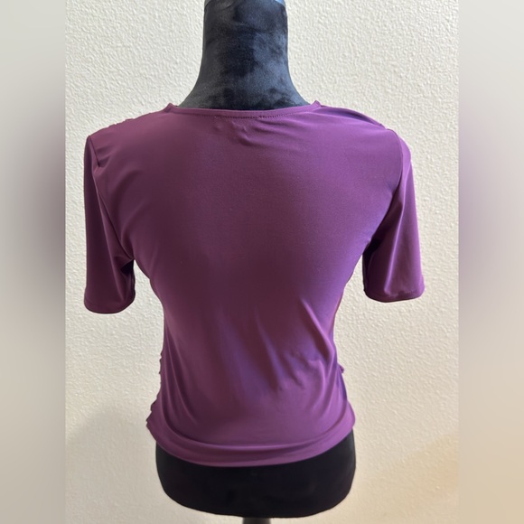 Express Short-Sleeve Draped Tee in Plum - Picture 4 of 6